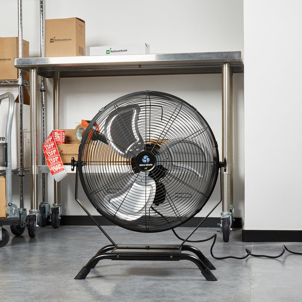 24 Inch Steel Floor and Wall-Mount Misting Fan B905