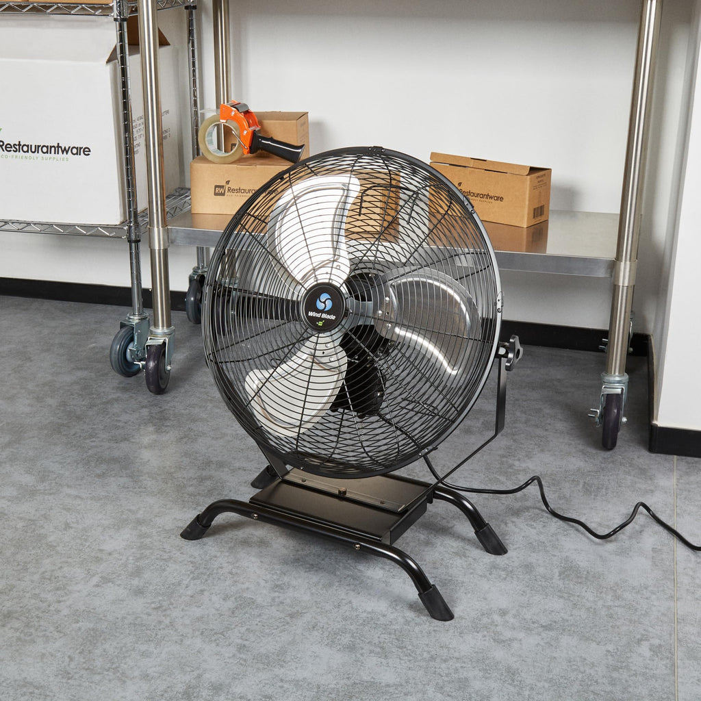 24 Inch Steel Floor and Wall-Mount Misting Fan B905