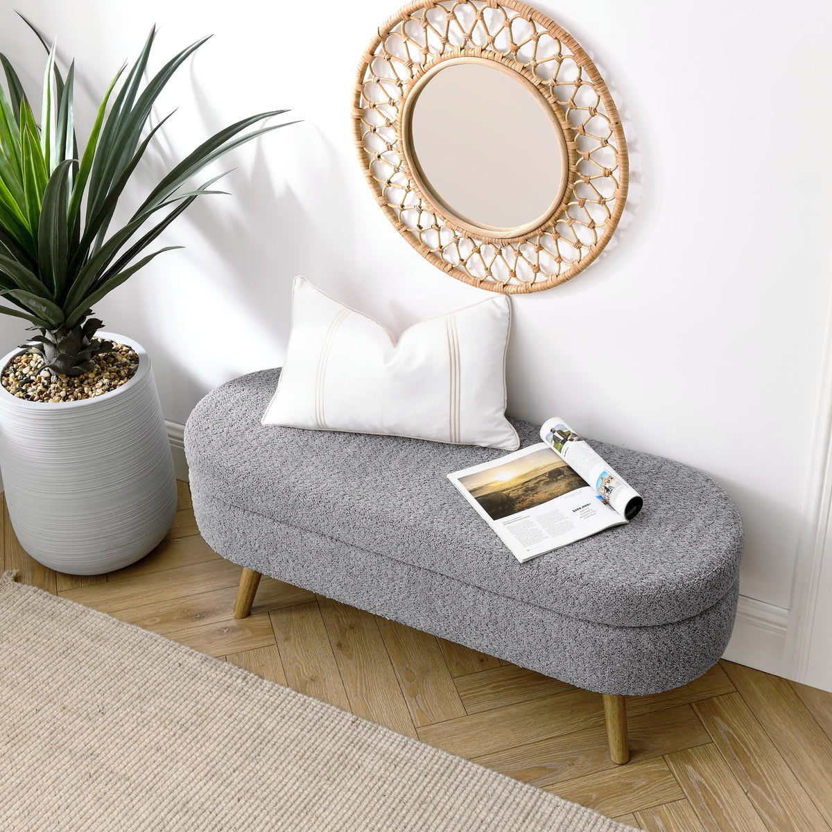 Oval Storage Bench with Rubber Wood Legs P3555